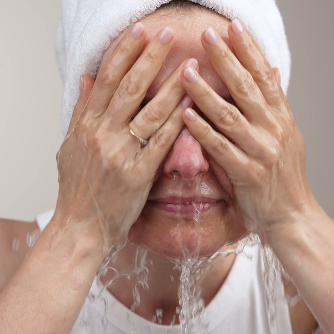 WASH the day off facial cleanser